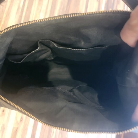 Fossil Black Leather Zip Hand/Shoulder Bag Zip Outside or Inside Cell Phone Comp - Picture 5 of 14